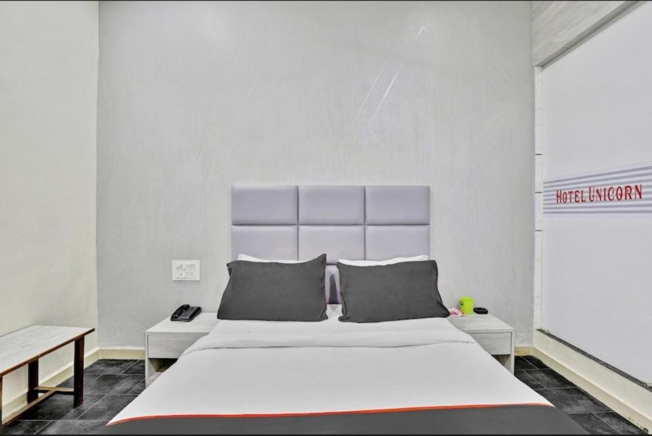 Hotel Unicorn, 苏拉特 外观 照片